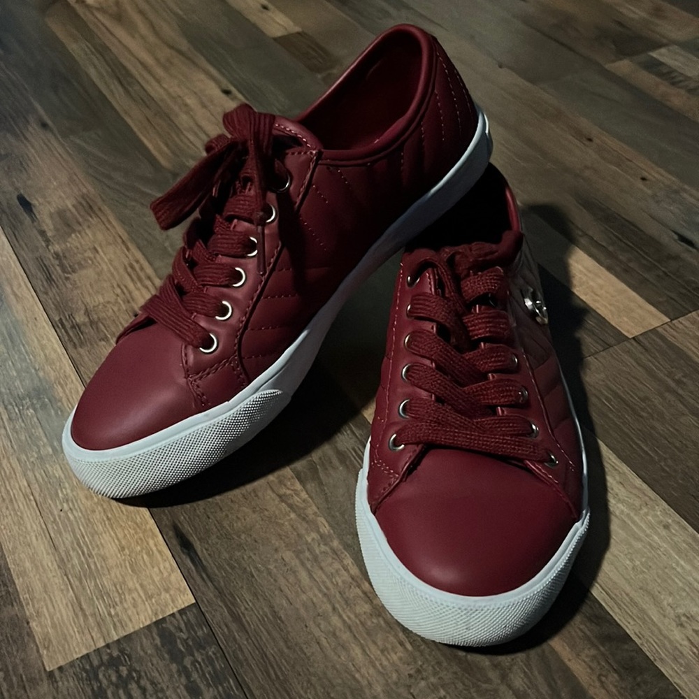 G by guess women’s shoes